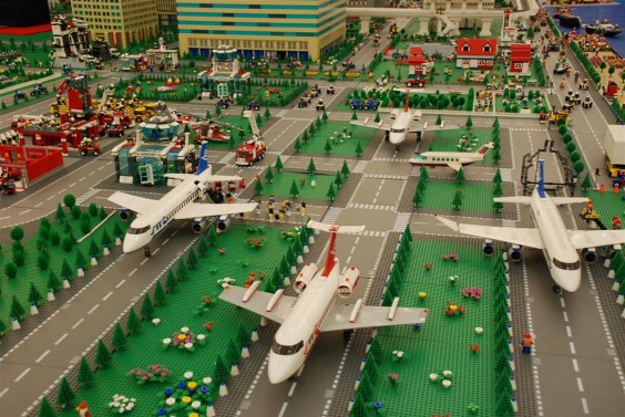 Lego City No 1: Airport, by kn33cow, on deviantART