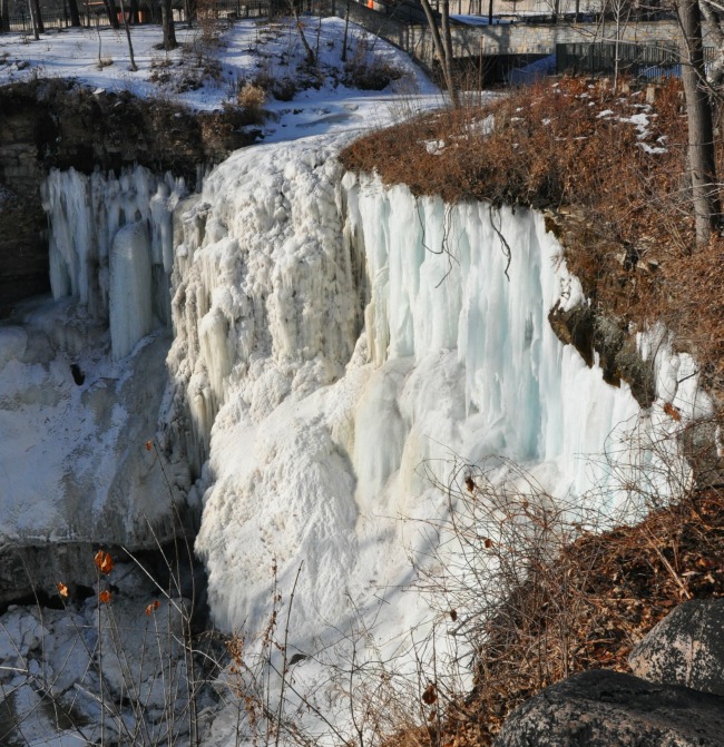 Minnehaha Falls. Public domain photo by Shannon Bauer, United States Army Corps of Engineers, March 14, 2009. Photo by Shannon Bauer, United States Army Corps of Engineers, March 14, 2009 U.S. Army Corps of Engineers Digital Visual Library, USACE photo ID 20090314-A-9999B-001 This image or file is a work of a U.S. Army Corps of Engineers soldier or employee, taken or made as part of that person's official duties. As a work of the U.S. federal government, the image is in the public domain. https://commons.wikimedia.org/wiki/File:Minnehaha_Falls_frozen_winter_2009_USACE.JPG